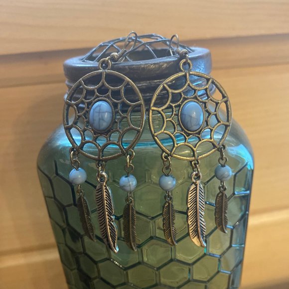 Vintage Dreamcatcher Pierced Earrings 5/$25 - Picture 2 of 2